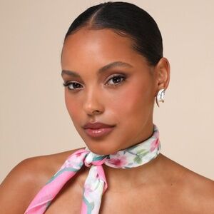 Lulu's Pink Floral Scarf